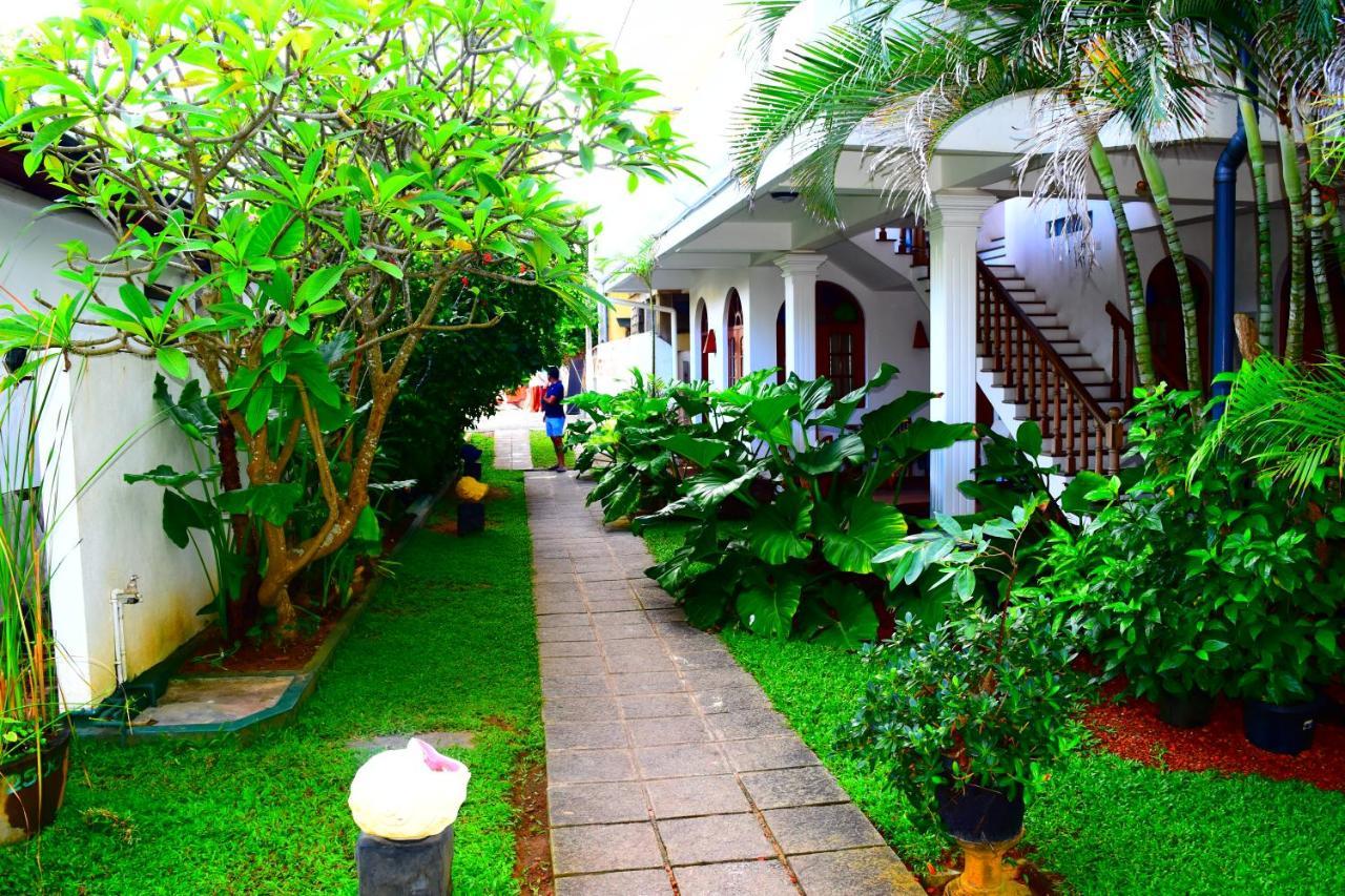 Royal Beach Hotel & Restaurant Hikkaduwa Luaran gambar